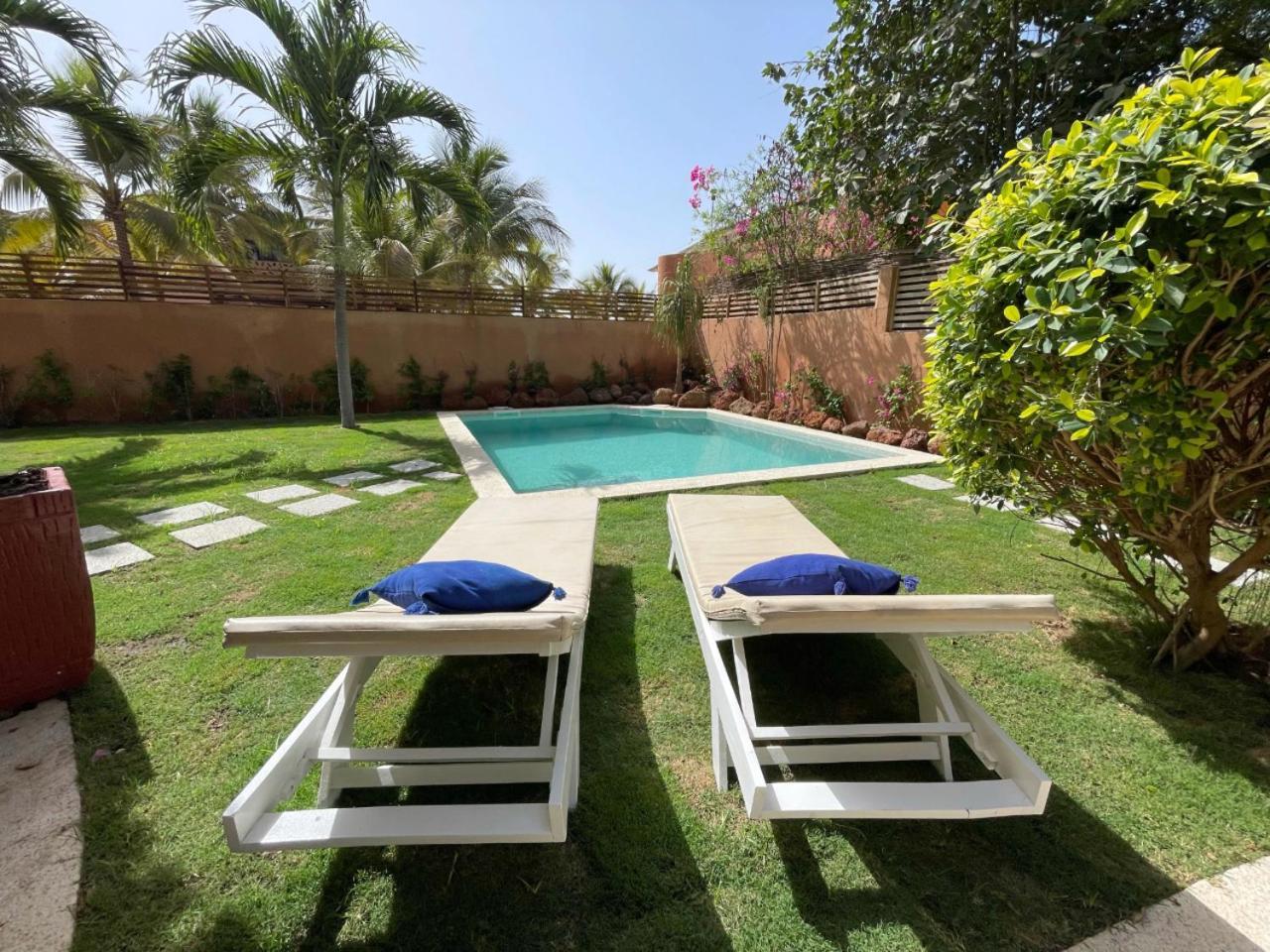 Agence Adjana Resort - Residence Du Port 3 Sali Tapé Eksteriør billede