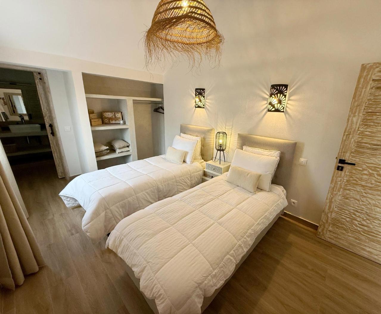 Agence Adjana Resort - Residence Du Port 3 Sali Tapé Eksteriør billede